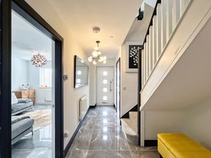 Photo 16- click for photo gallery